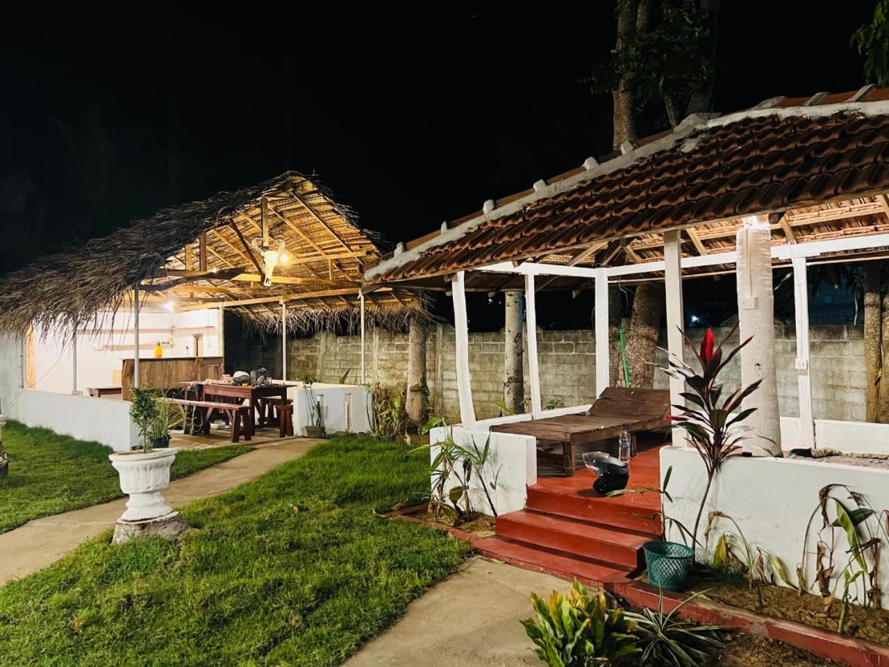 Little Fairy Home B&B Arugam Bay Buitenkant foto