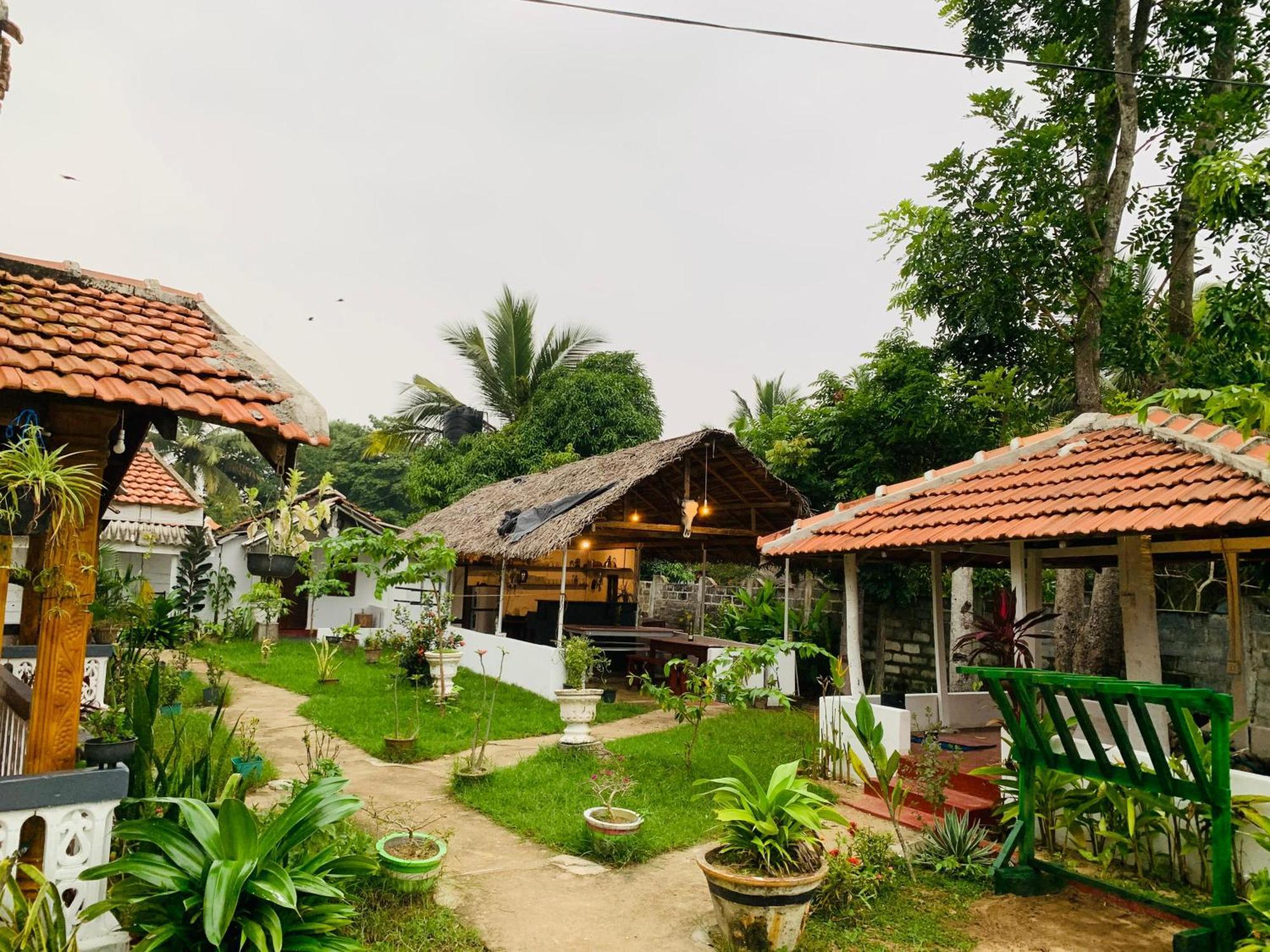 Little Fairy Home B&B Arugam Bay Buitenkant foto
