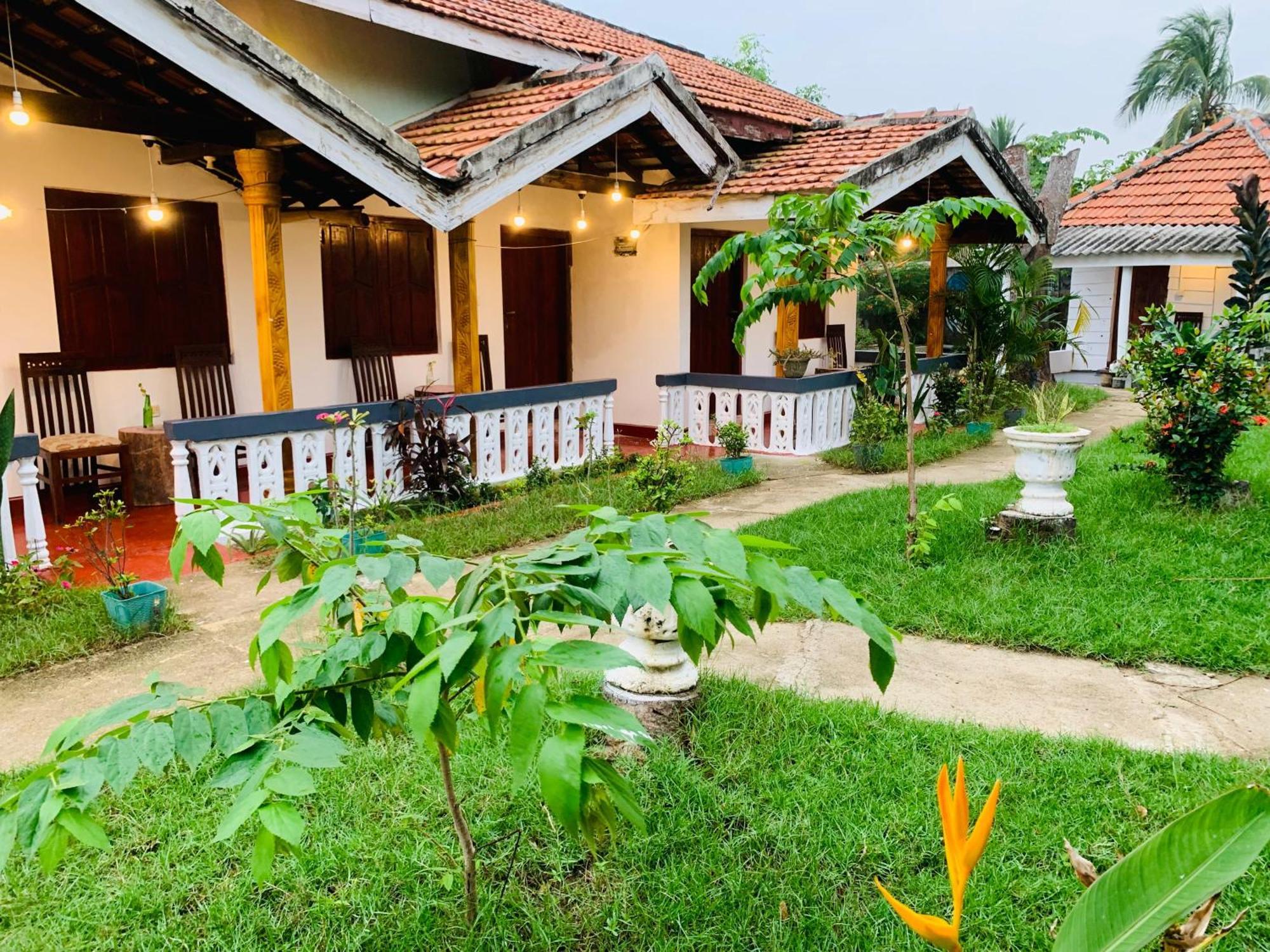 Little Fairy Home B&B Arugam Bay Buitenkant foto