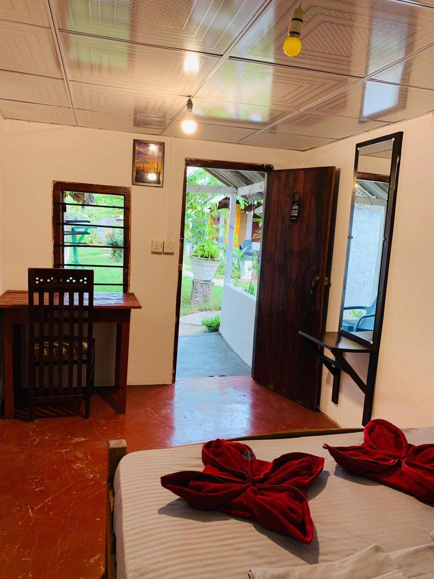 Little Fairy Home B&B Arugam Bay Buitenkant foto